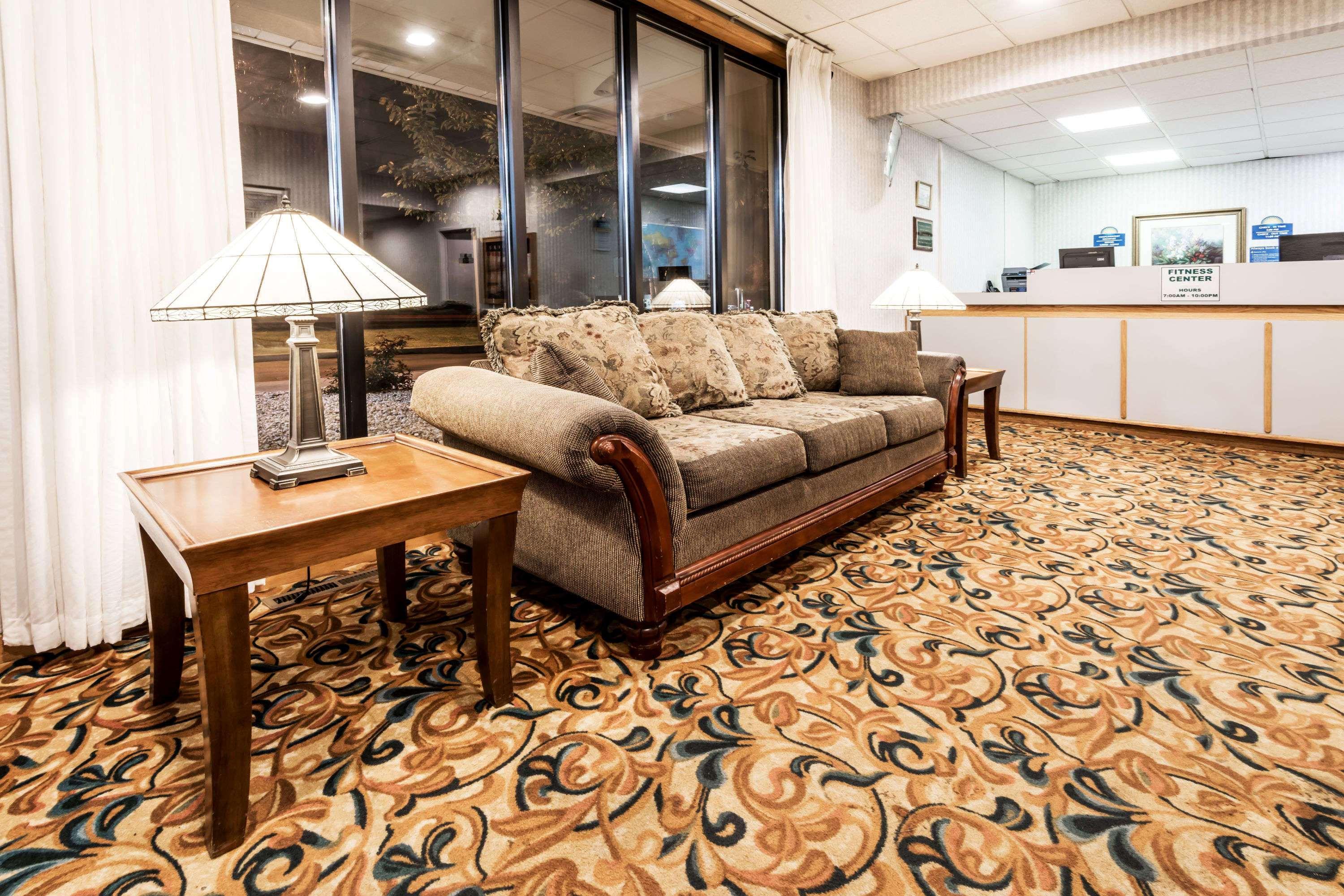 Days Inn By Wyndham Henrietta/Rochester Area Zewnętrze zdjęcie